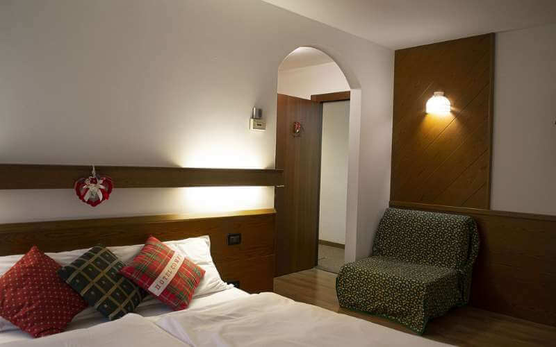 hotel-compet-galleria-home-4.jpg